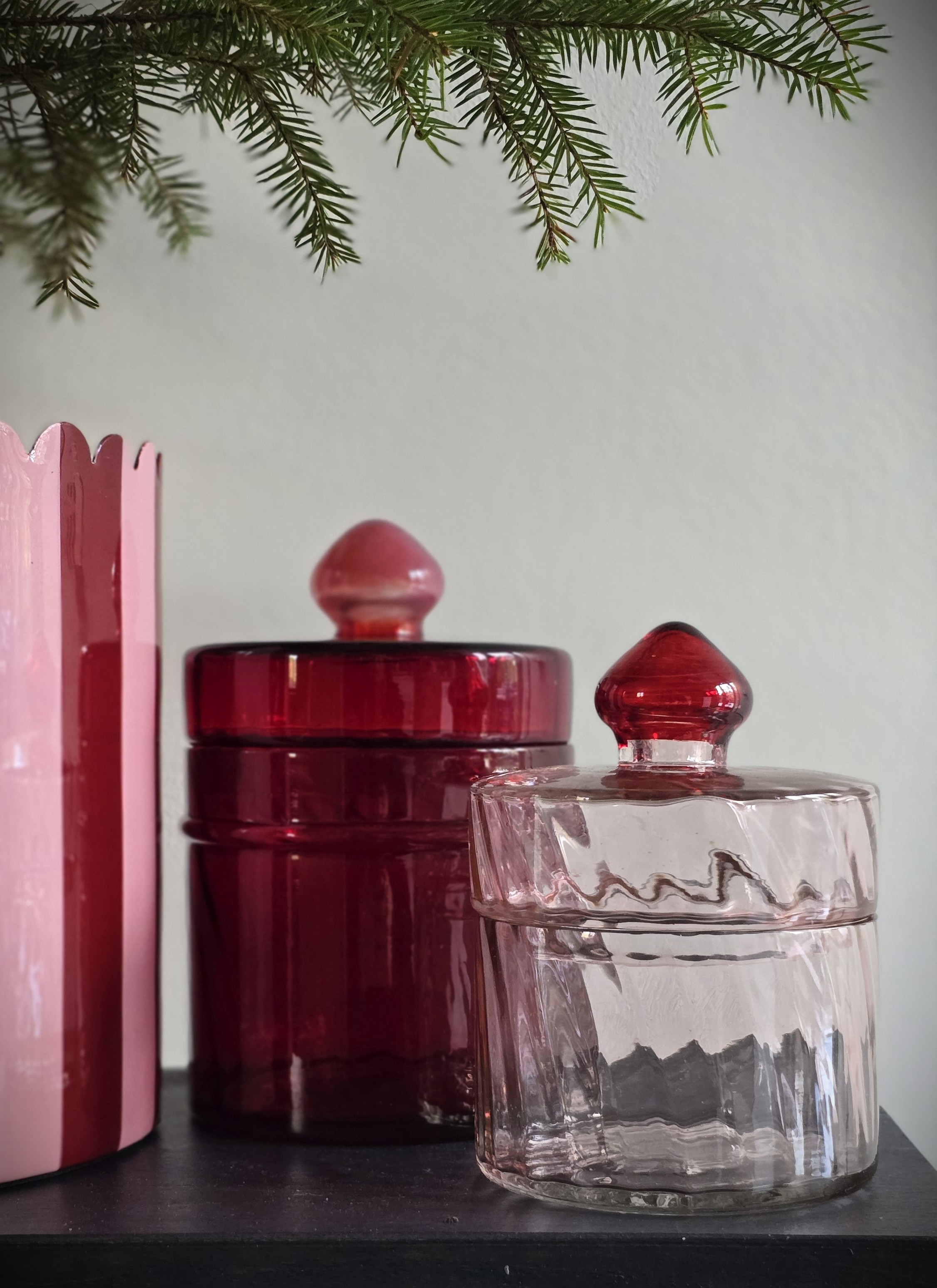 ANDRASORTERING Glasburk med lock - Red 
