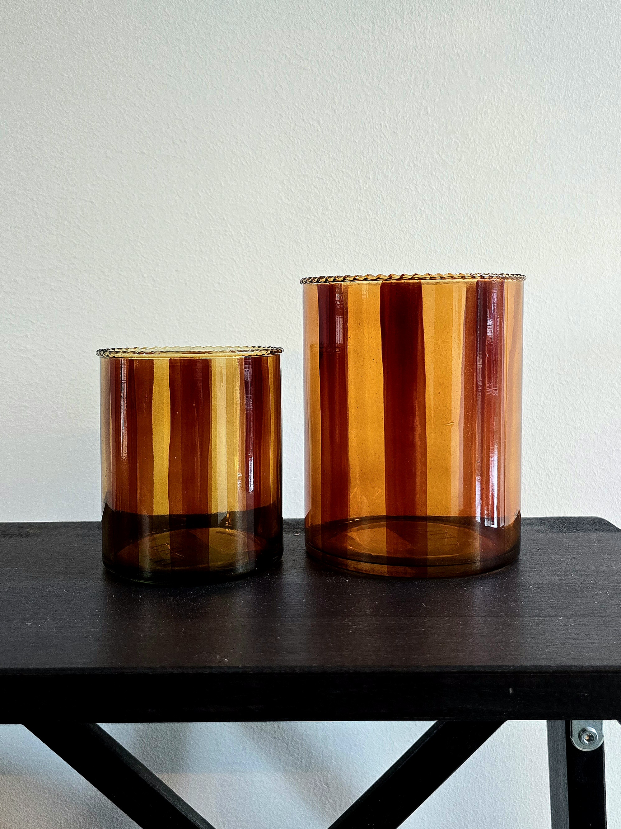 Ljuslykta Stripe - Amber/Brown 8x9,5cm - 3