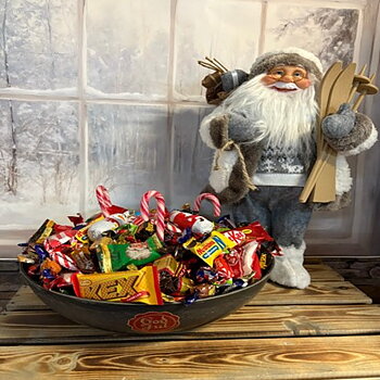 JULSKÅL MED 3 KG GODIS