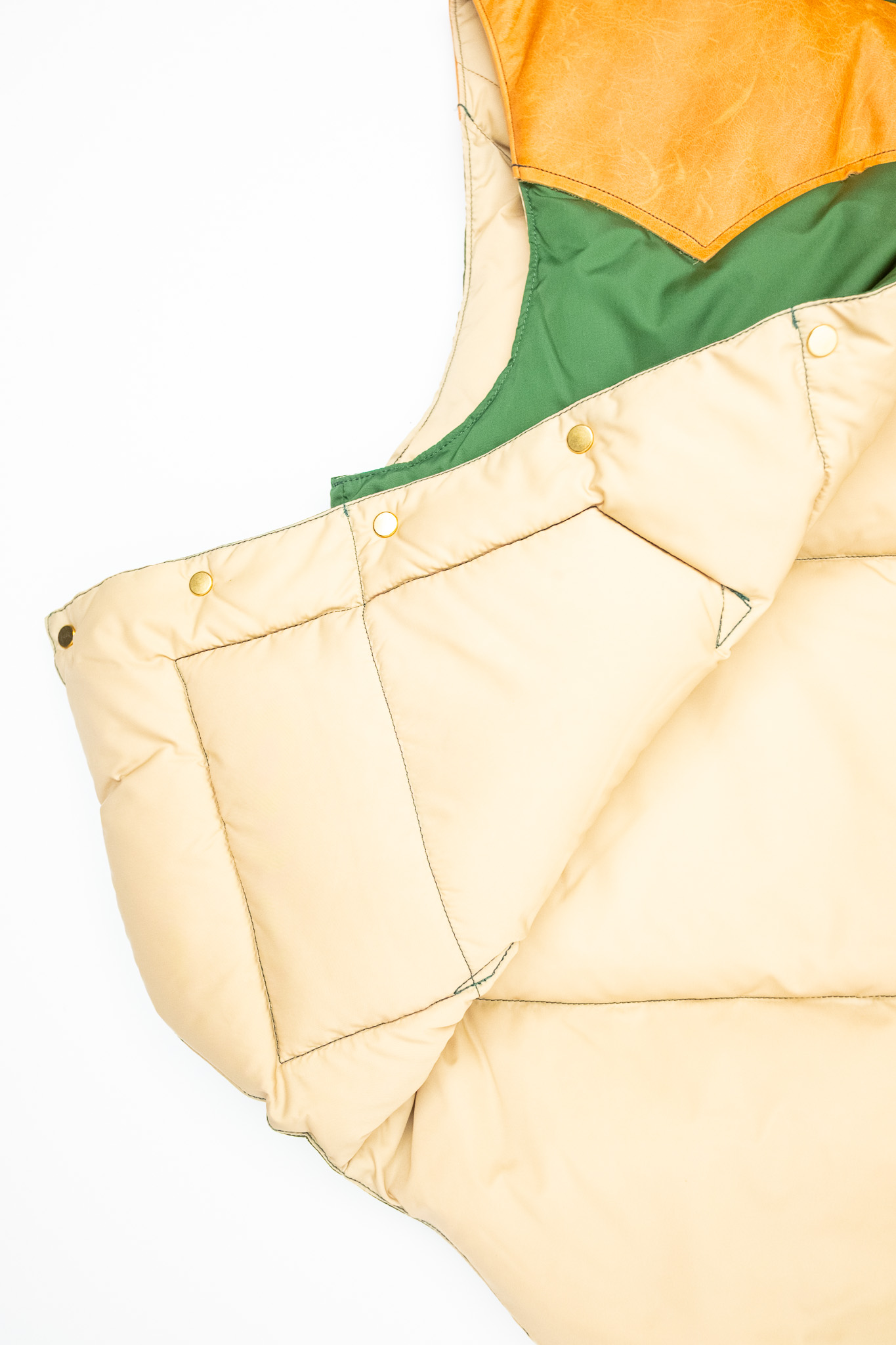Warehouse x Rocky Mountain - Nylon Down Vest Bottle Green - 8
