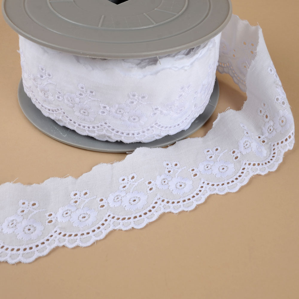 EMBROIDERED LACE - FLORALS