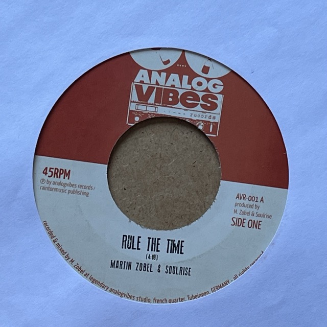 Martin Zobel & Soulrise – Rule The Time