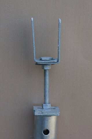 Justerbart U-beslag 46-97mm