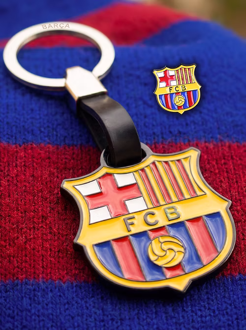 FC Barcelona Nyckelring med Pin Escudo