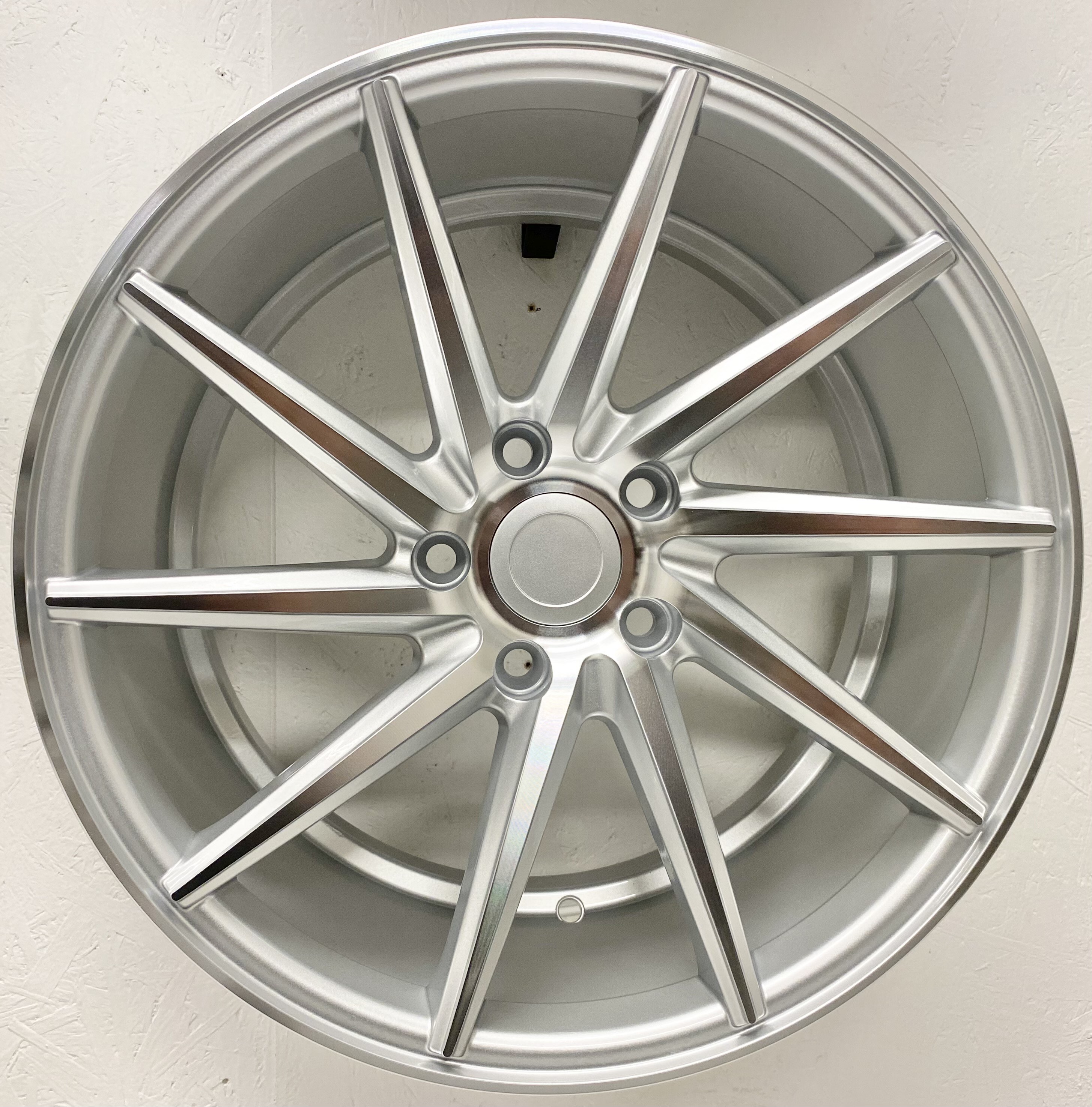 KAMPANJ | 4 st | NYA Fälgar | EX5 Right/Left Silver polished | 5x112 8x17 ET35 66.6 - 5