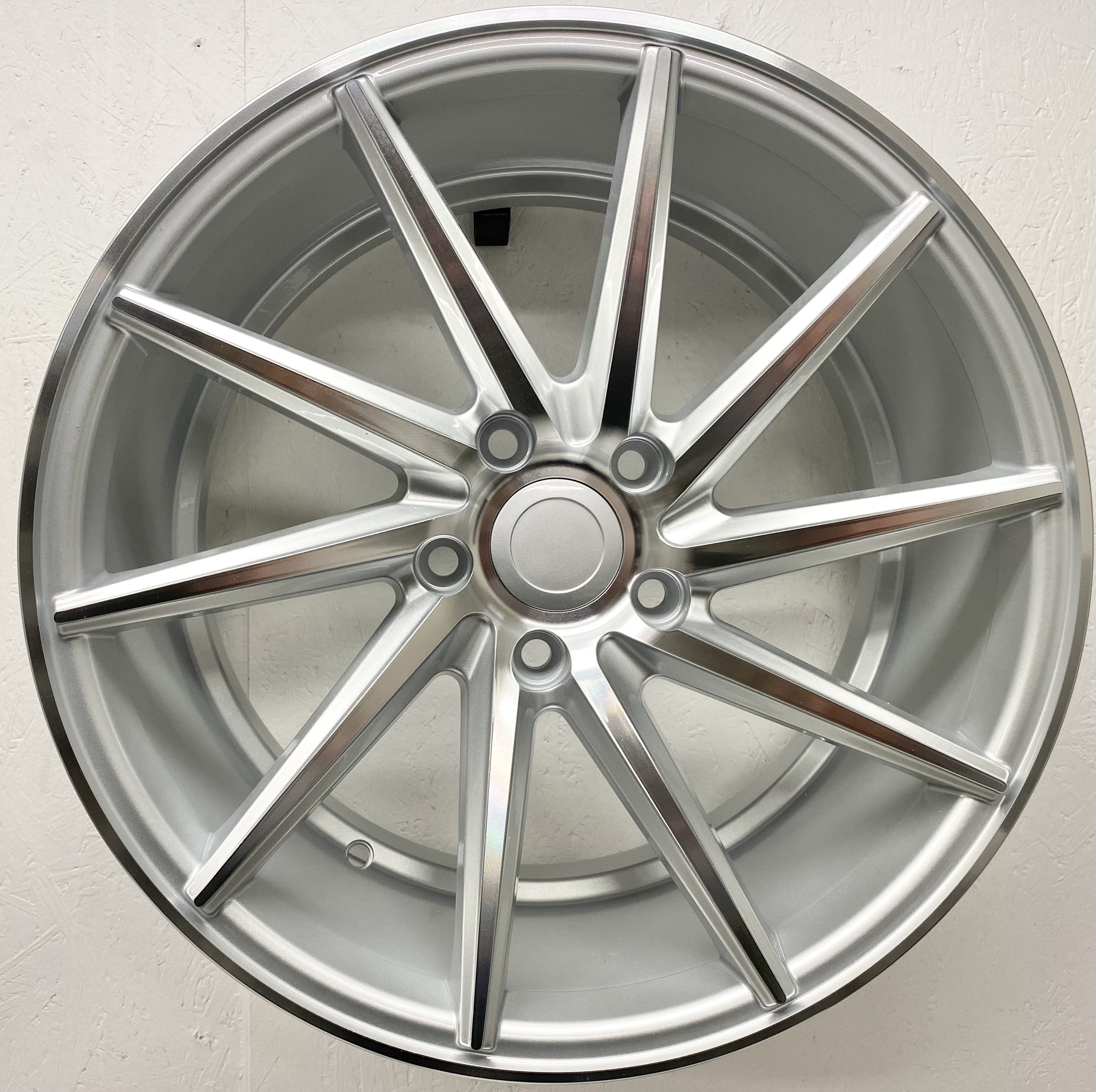 KAMPANJ | 4 st | NYA Fälgar | EX5 Right/Left Silver polished | 5x112 8x17 ET35 66.6 - 7