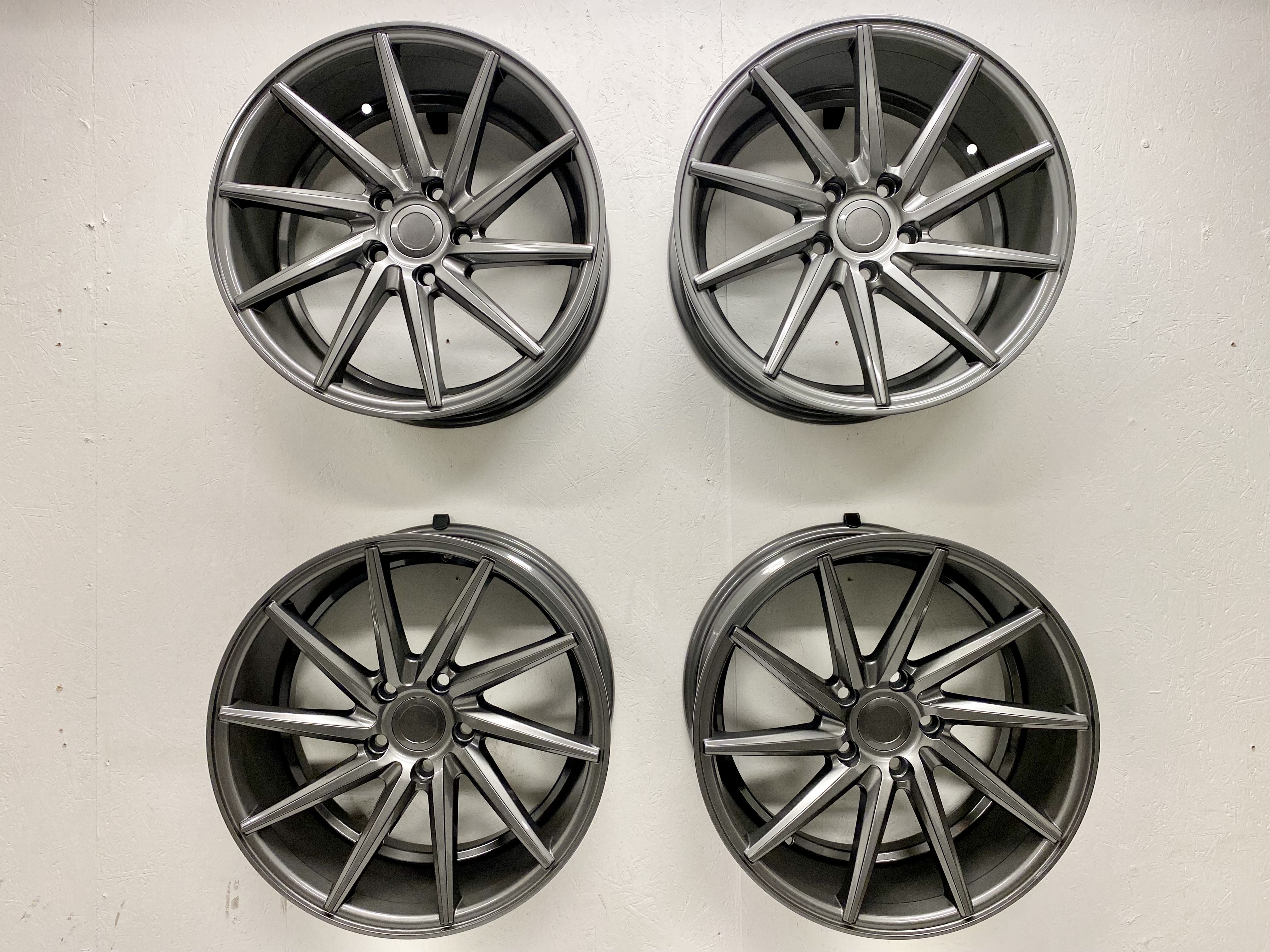 KAMPANJ | 4 st | NYA Fälgar | EX5 Right/Left Gloss Graphite | 5x112 8x17 ET35 66.6