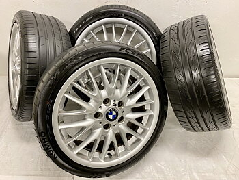 Kompletta Sommarhjul | 18" BMW E46 MV1 Style 72 V Spoke * OBS Läs Beskrivning * Riktning krävs * 2 st 5x120 8x18 ET47 72.6 + 2 st 5x120 8.5x18 ET50 72.6