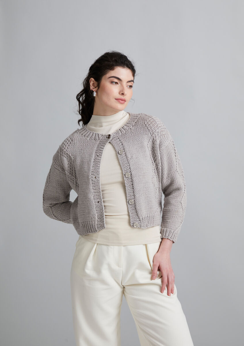 Perrin kofta i Merino Soft Clay – helbild framifrån – Hippstick