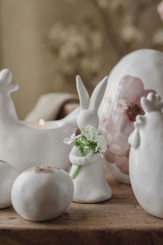 Bunny with holder for ex flower - Majas Cottage - 3