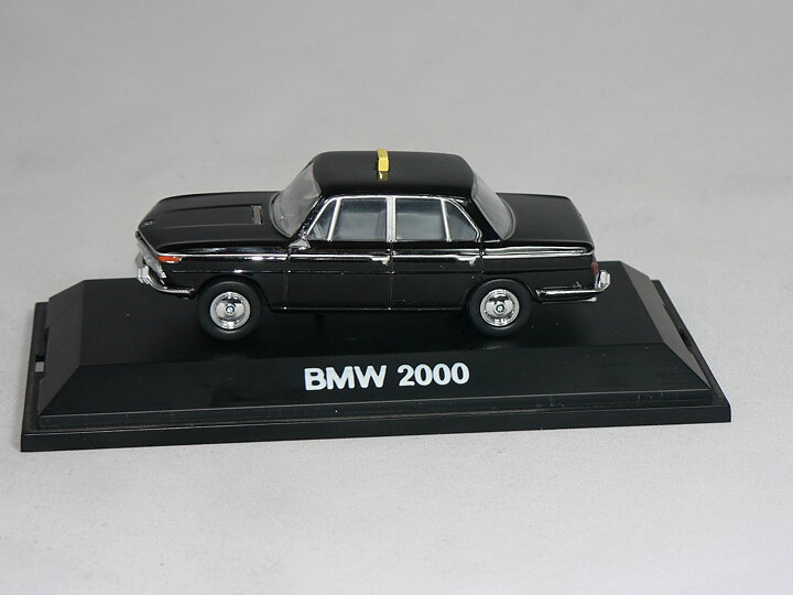 Bmw 2000 Taxi  1:43 Schuco