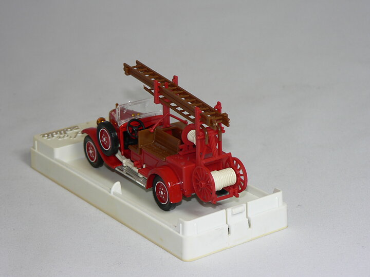 Citroen   C4  Brandbil  1:43  Solido