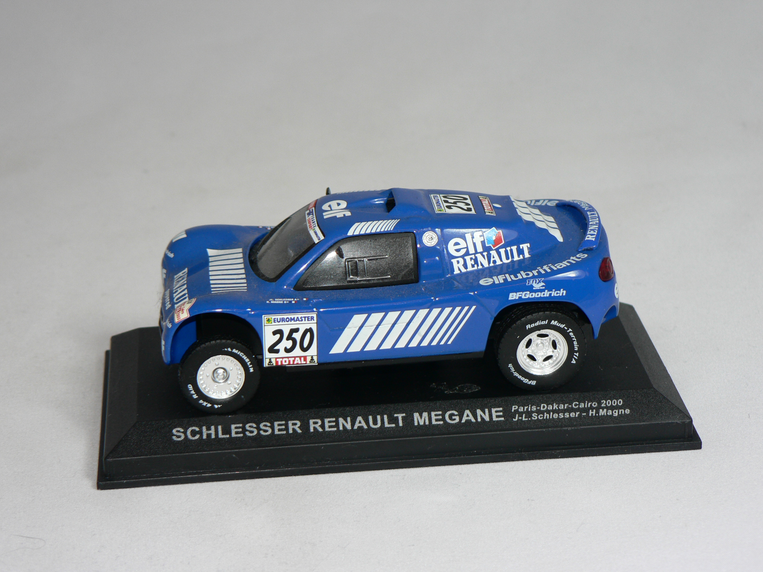 Schlesser Renault Megane #250  2000   1:43  Champion Rally Cars - 3