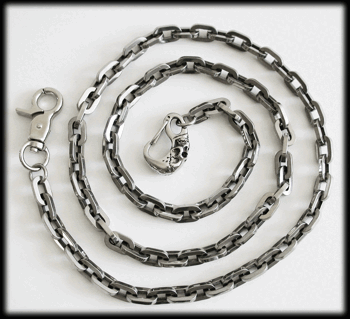 Annorlunda plånboks kedja med döskalle - Wallet chain, nyckelrings kedja i rostfritt stål.