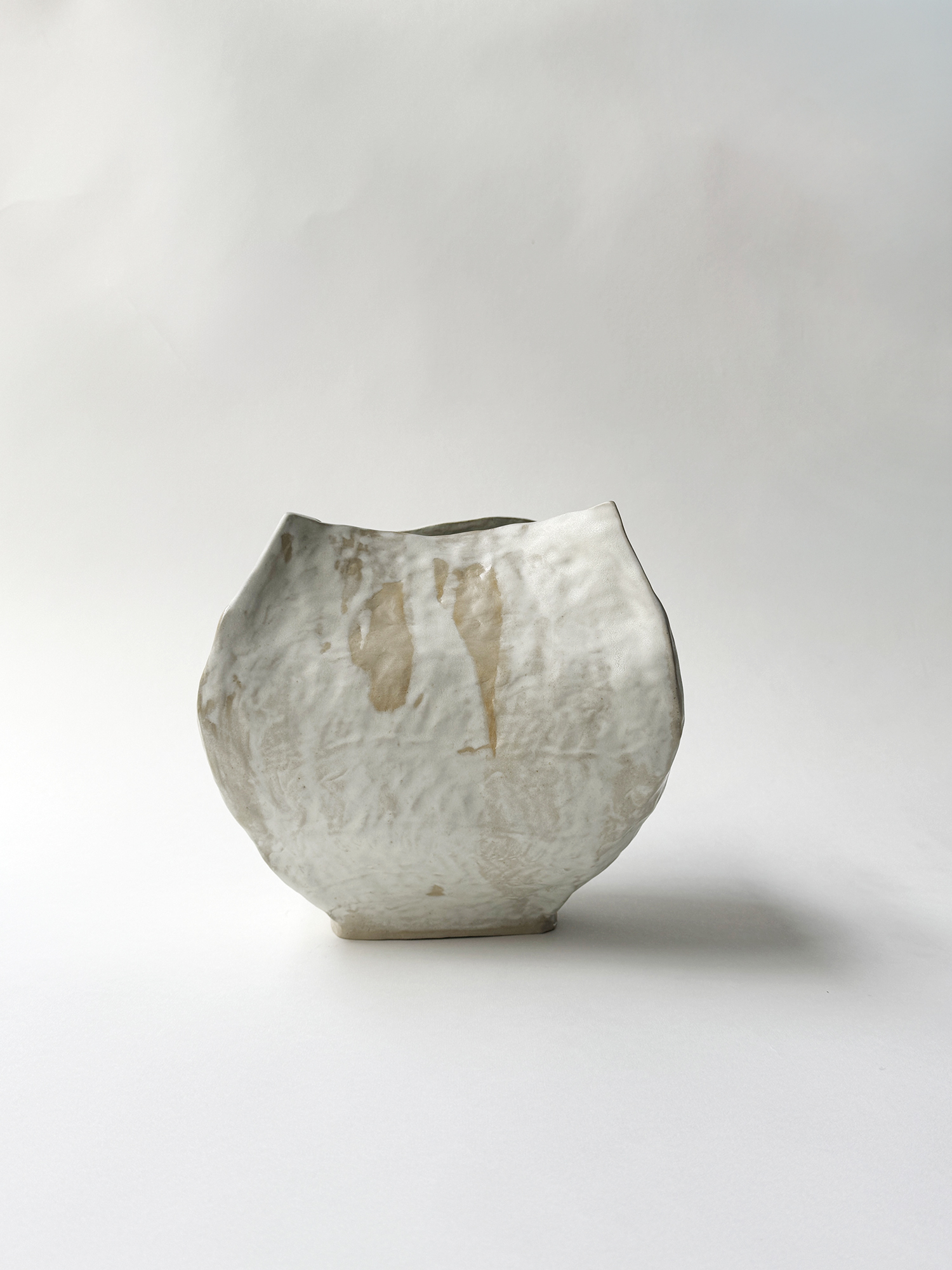 SCULPTURAL OBJECT Omsluten