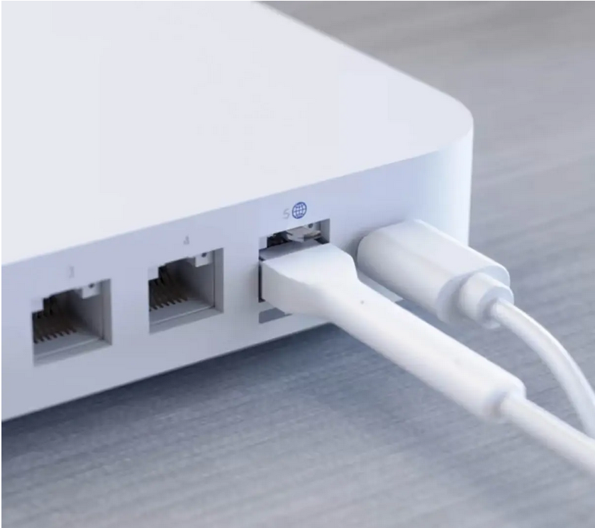 UniFi Cloud Gateway Ultra  - 3