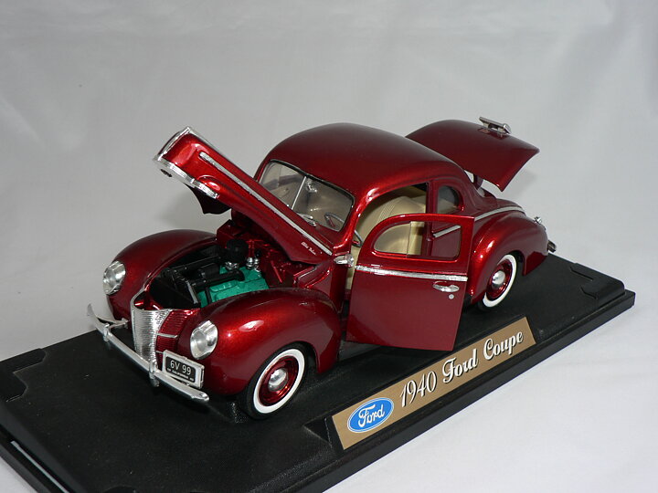 Ford Coupe 1940   1:18  Motor Max
