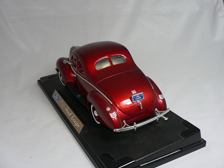 Ford Coupe 1940   1:18  Motor Max