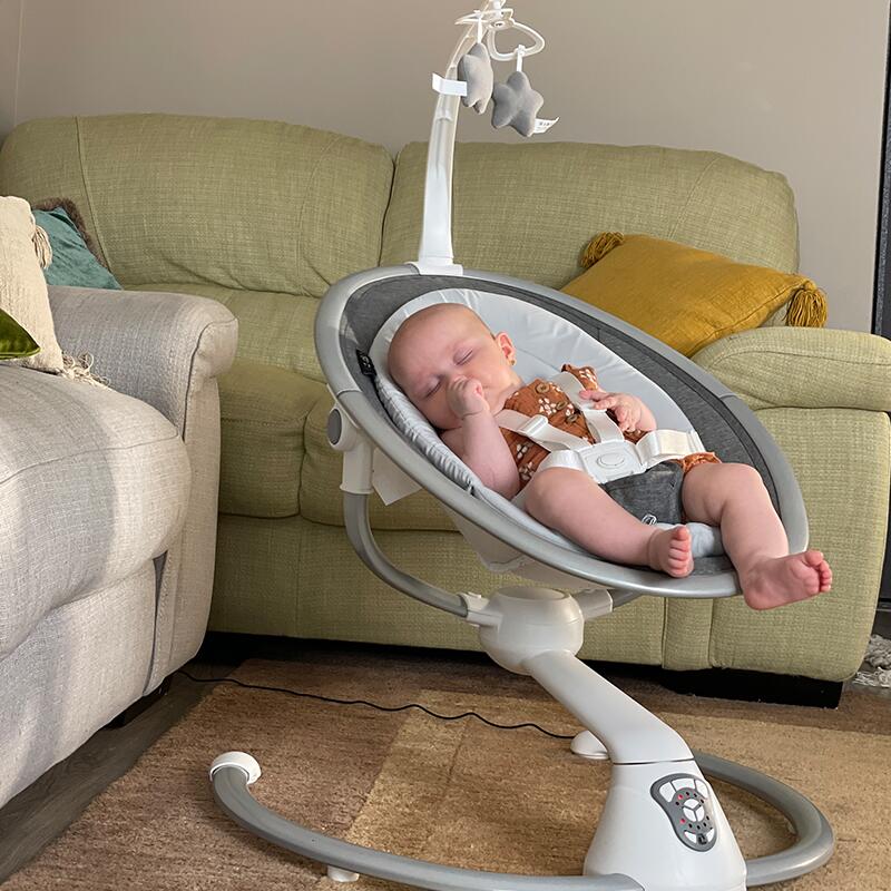 Coccolle Freya Anthracite – Smart 360° Elektrisk Babysitter med Automatisk Rörelsesensor