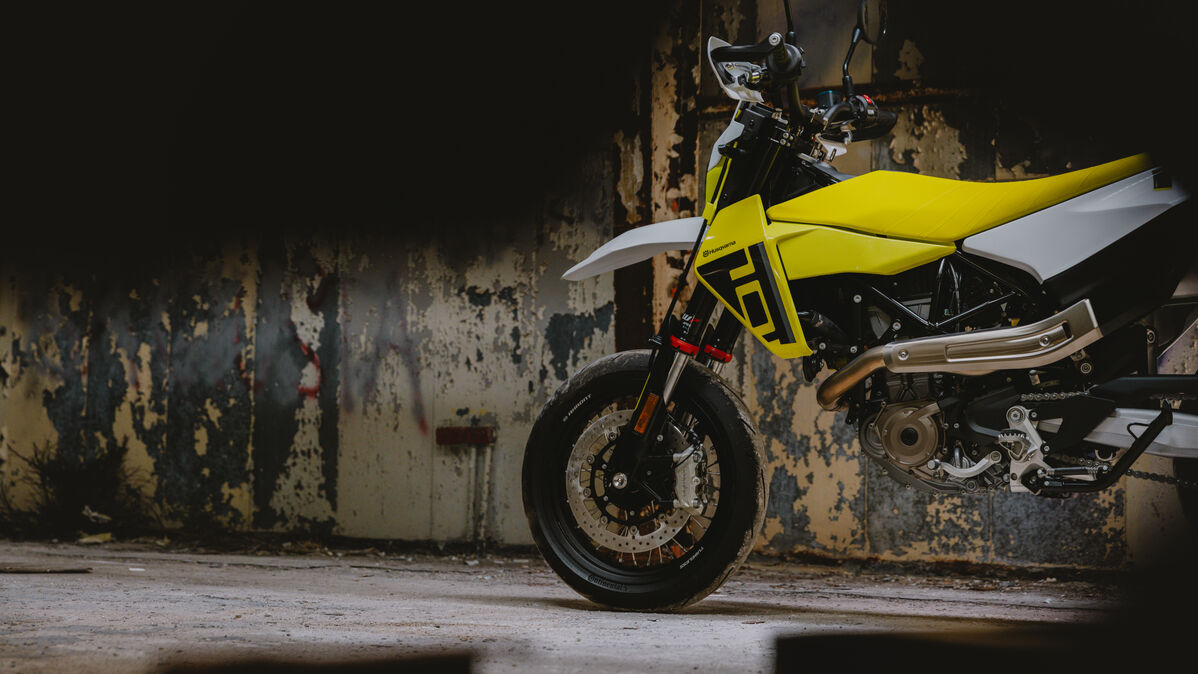 Husqvarna 701 Supermoto 2026 / Kampanj /  Räntefritt 24mån - 15