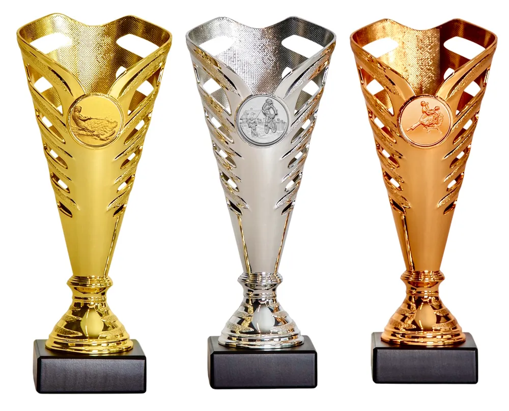 Pokal Vittoria, inklusive gravyr!