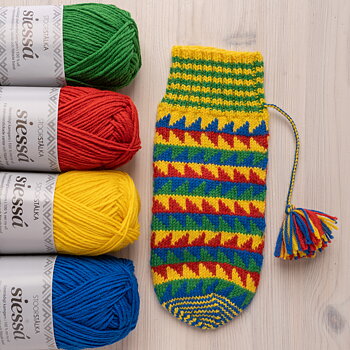 Knitting bundle mitten Fjällbonäs Arvidsjaur