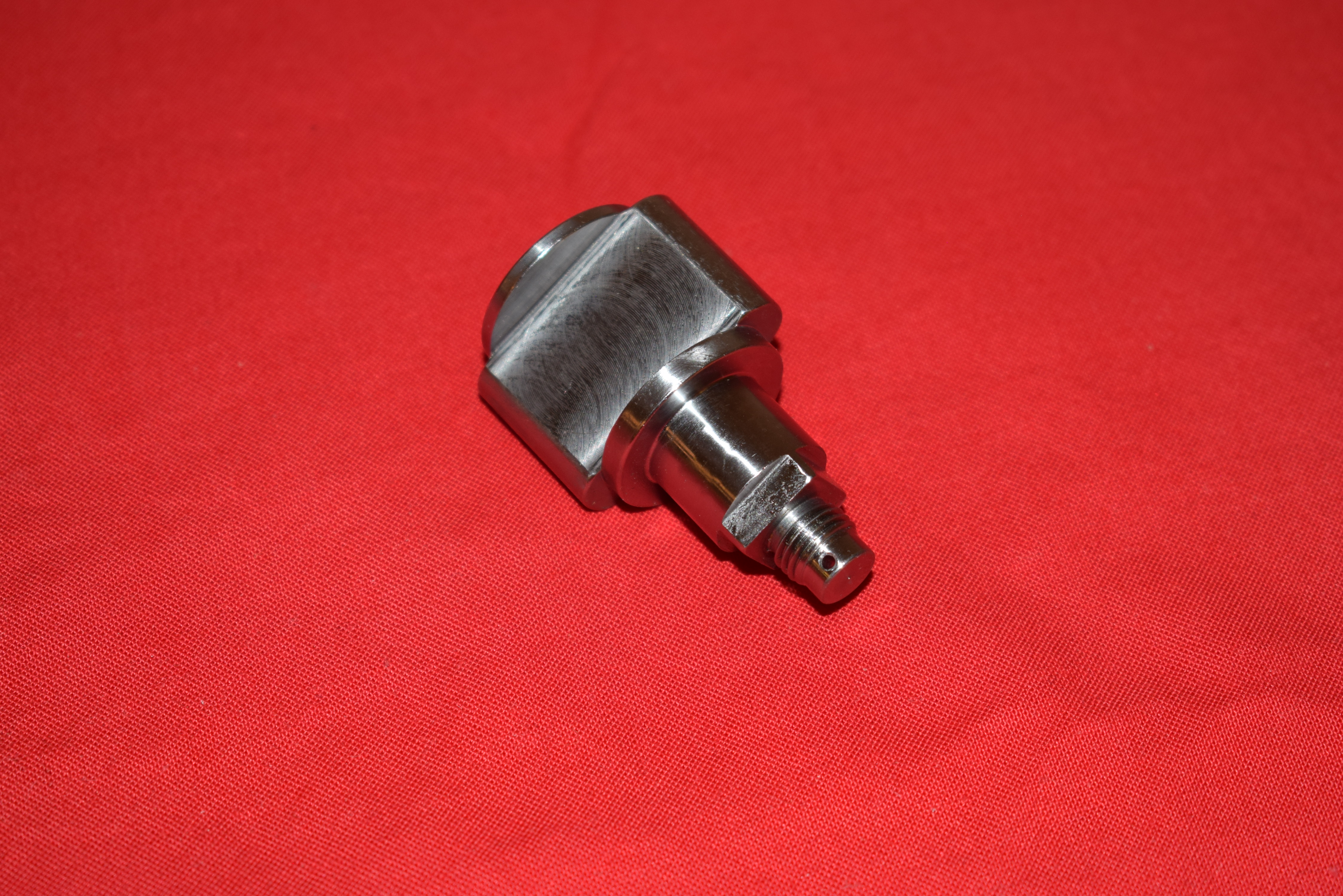 Broms Kam 1.986'' lång, fyrkants fäste, Indian 1936-42