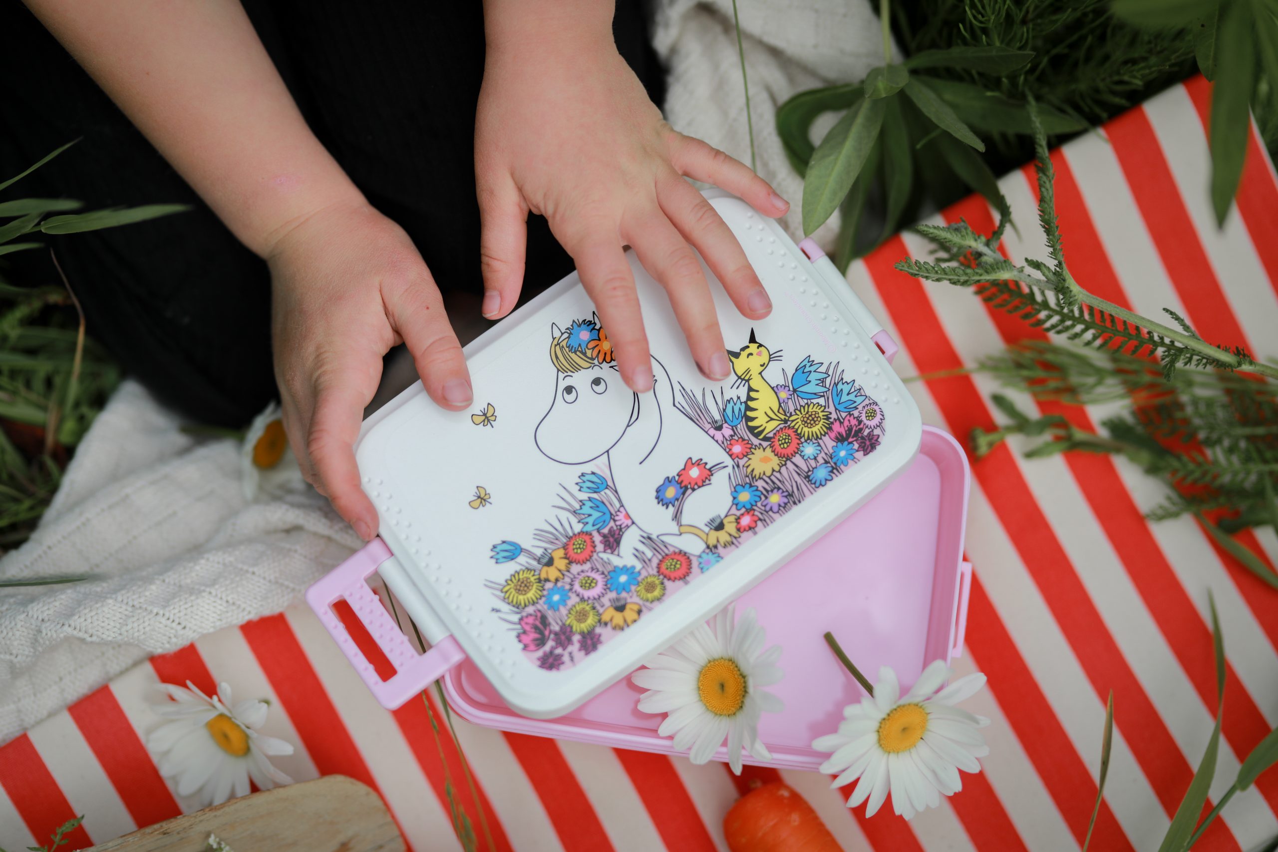 Mumin Äng, Lunchlåda, rosa - 4