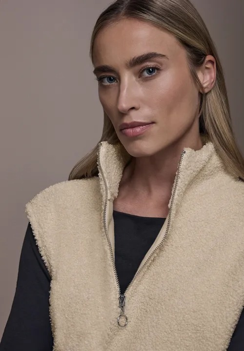 Teddy Turtle Neck Vest W. Zippe - Street One
