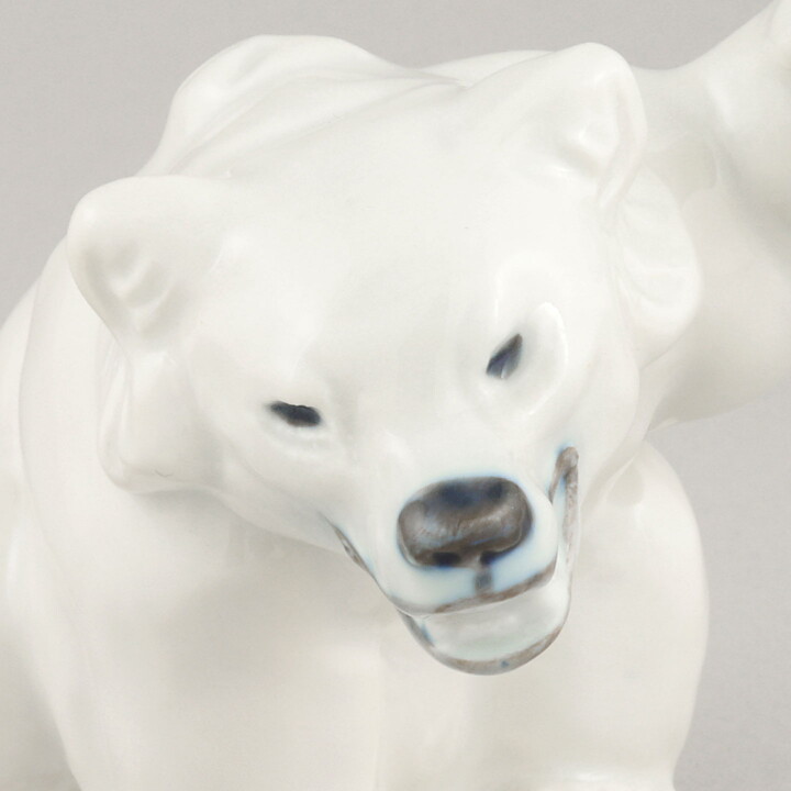 Knud Kyhn (20th Century) Sitting Polar Bear  9 cm  #21433