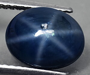 3.99 ct big stunning oval shaped natural blue star sapphire