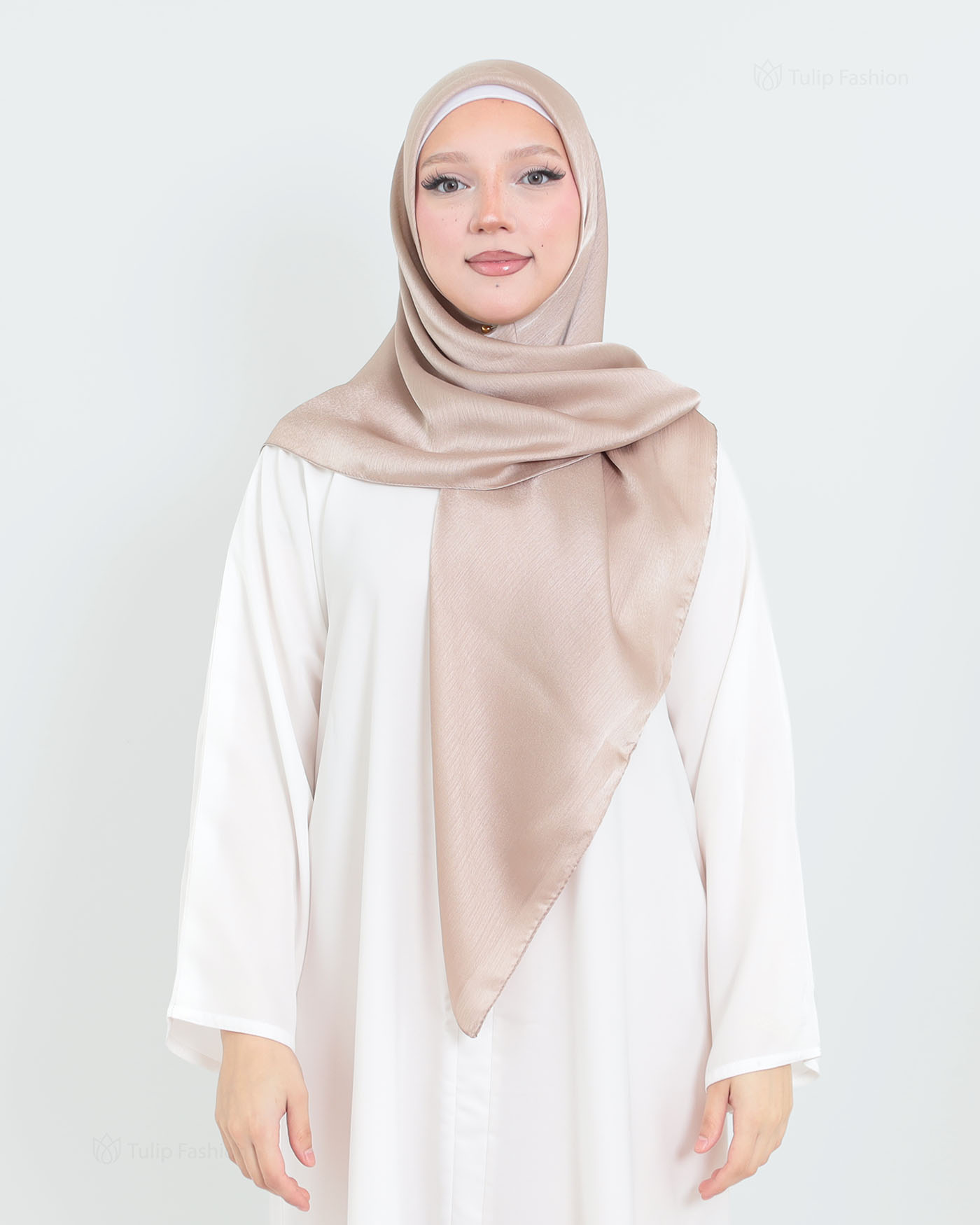 Hijab - Square metallic satin - Nude beige