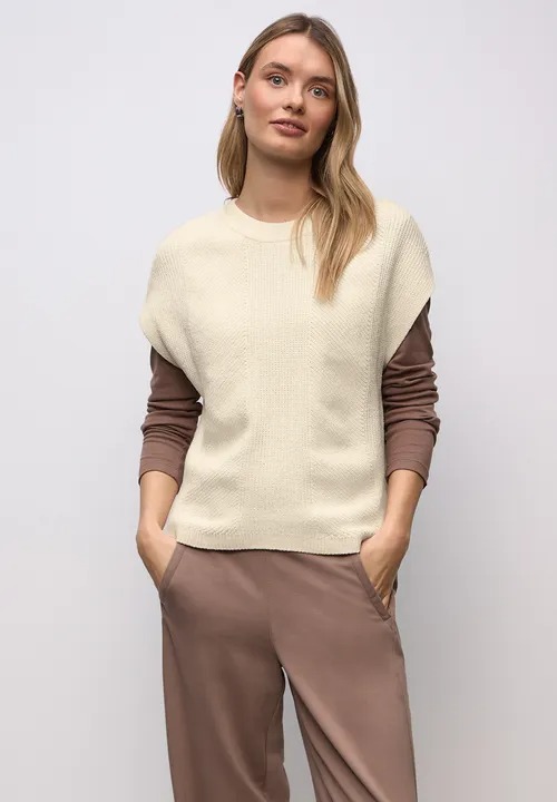 LTD QR Chenille Sleeveless Sweater - Soft Beige - Street One - 3