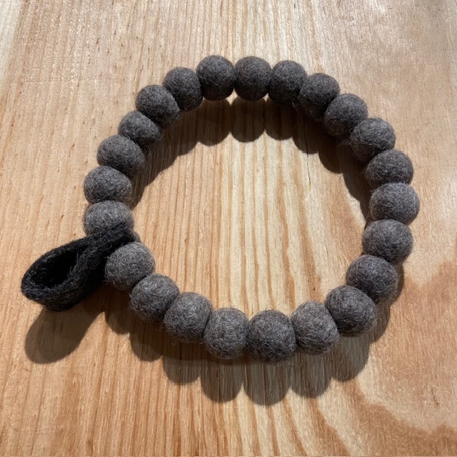 Wooldesign Krans eller Grytunderlägg av ullbollar i ring  i 2-pack - 15