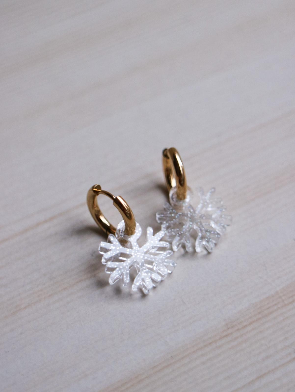 Snowflake mini transparent with mini glitter pendants