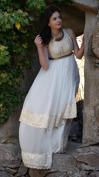 Bride Silke Gold