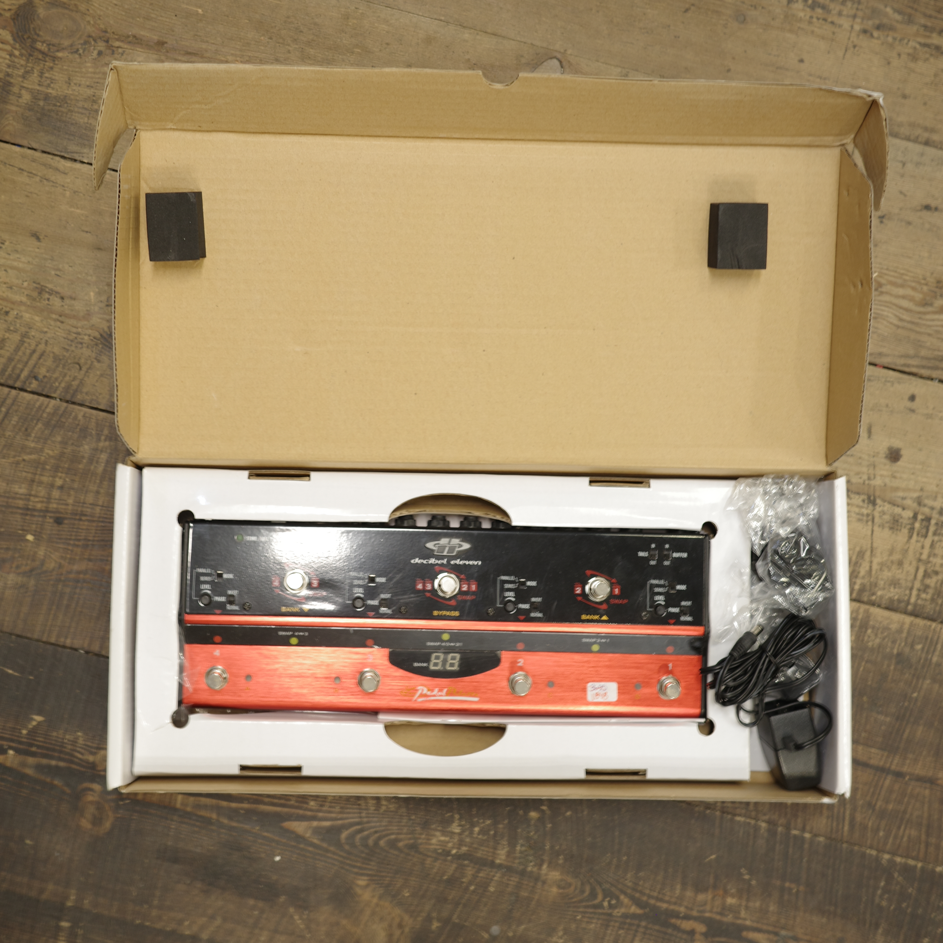 Decibel Eleven Pedal Palette, beg - 2