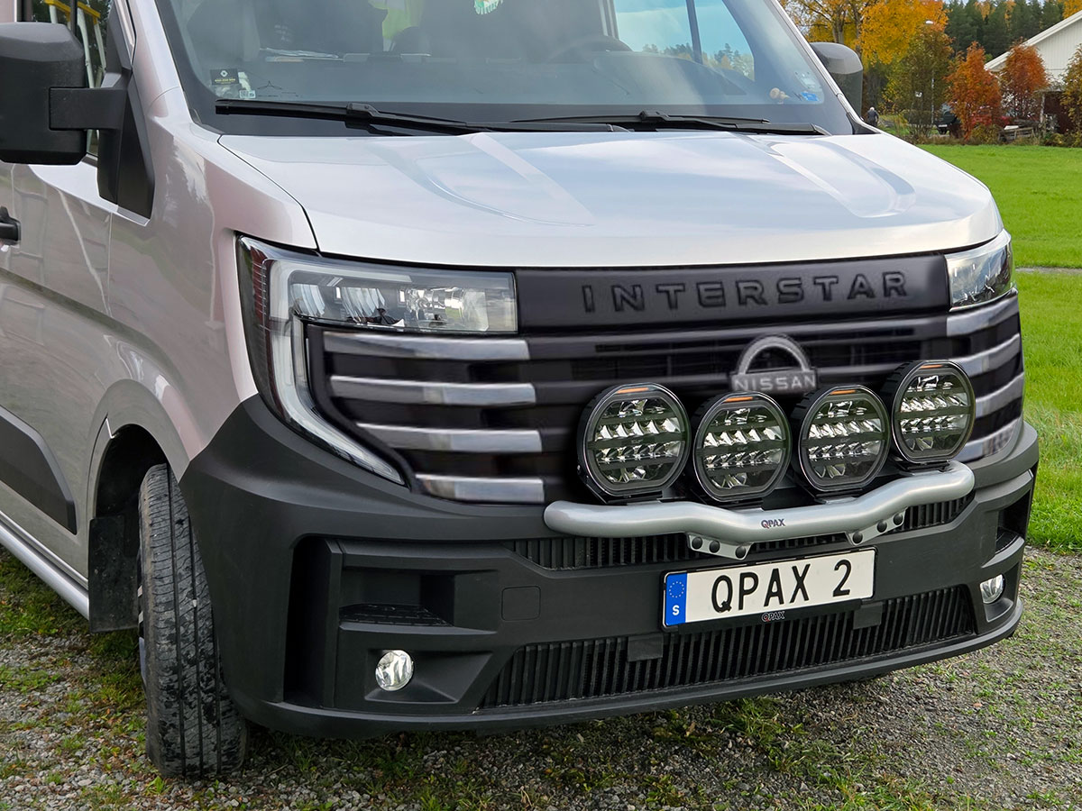 Q-LIGHT Nissan Interstar 24- extraljusfäste (extraljusbåge) för 4st lampor