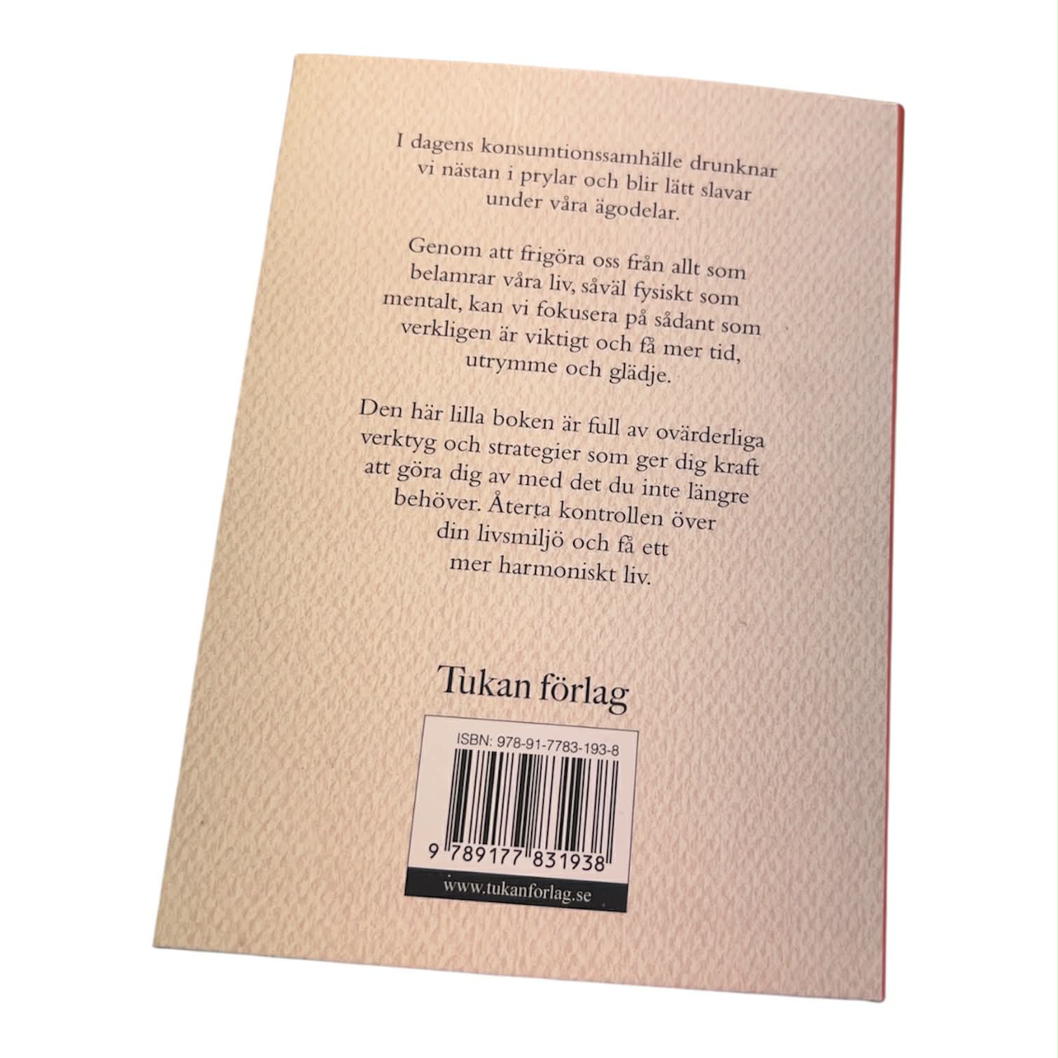 En liten bok om konsten att städa: Skapa ordning i ditt liv och ditt hem - 2