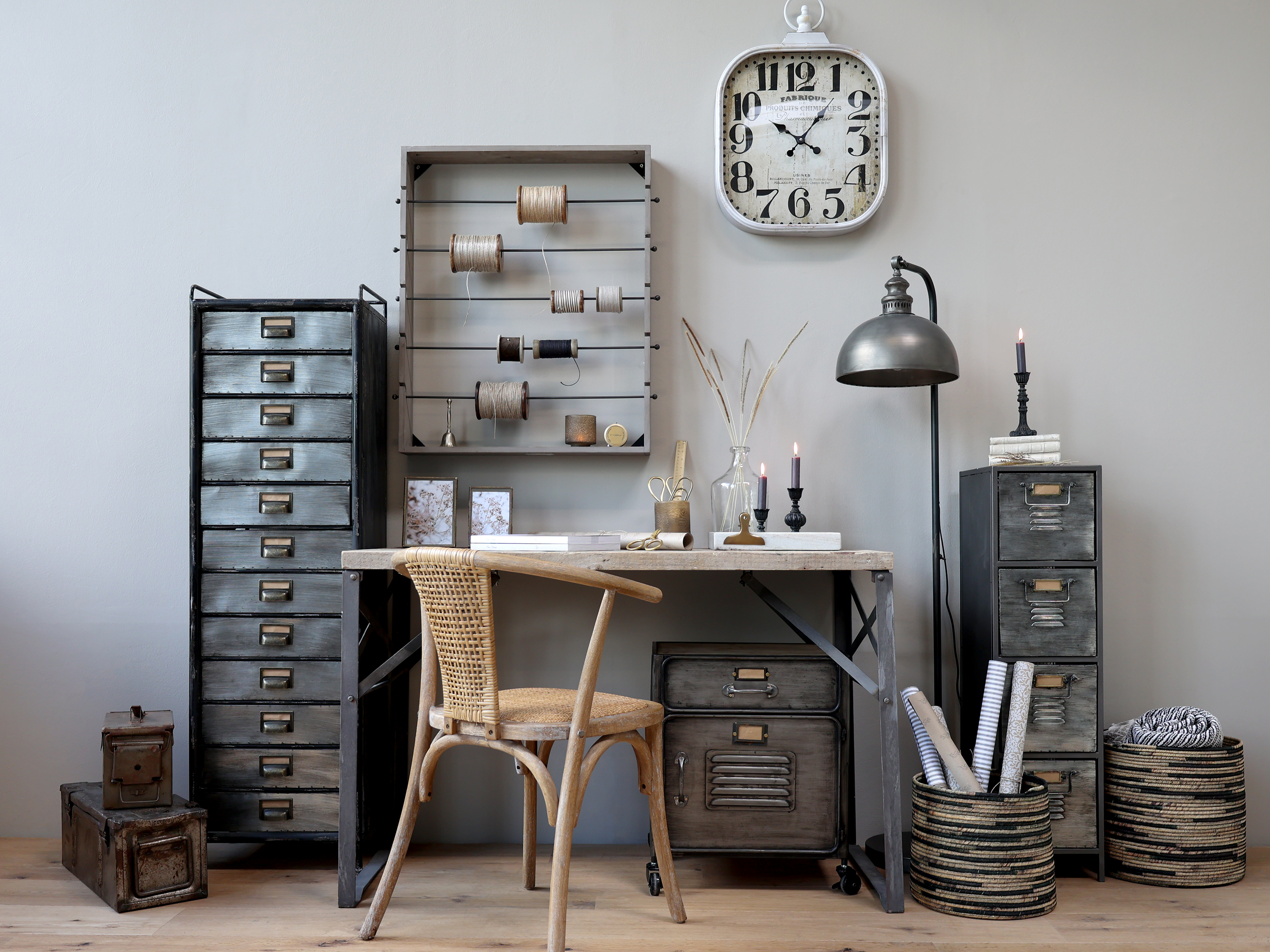 Matstol karm i rotting, från Chic Antique