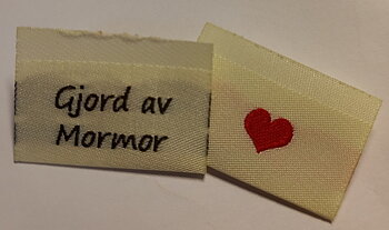Etikett Gjord av mormor - beige