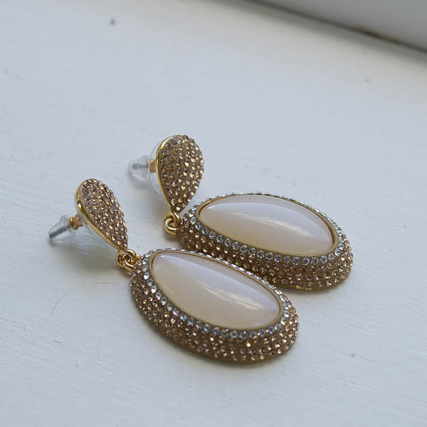 Ioaku -  Goldmine Sparkle Earring Gold / White Jasmine - 3