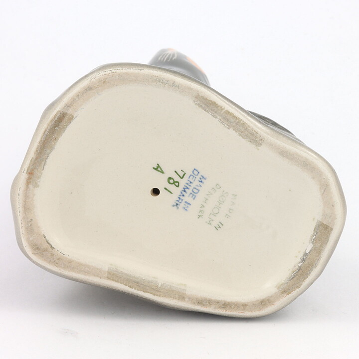 スーホルム社  岩の上のアシカ  21cm  1960年代