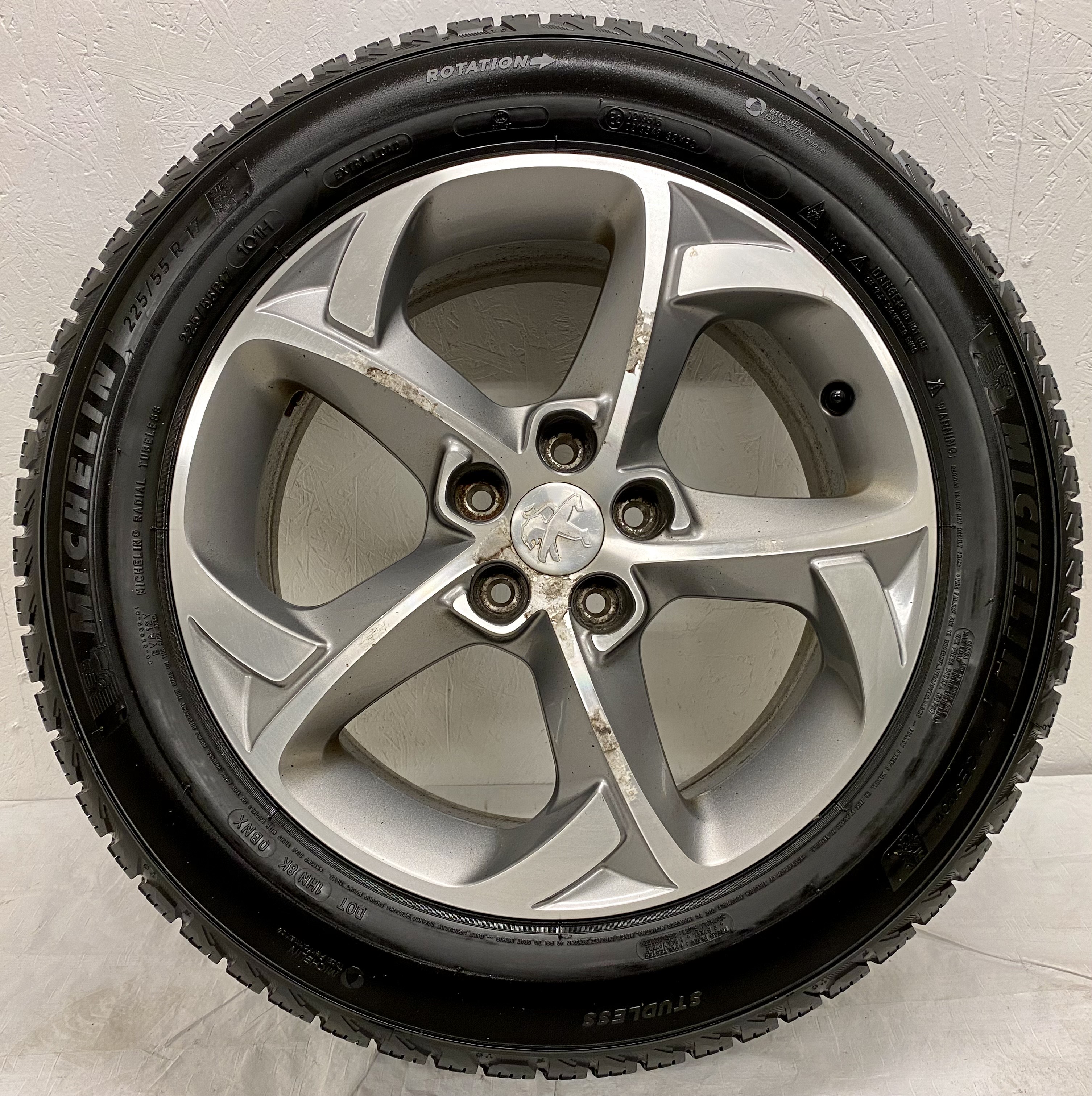Kompletta Vinterhjul Friktion 4st | 17" Peugeot 508 9671401677 5x108 7x17 ET46 65.1 | 225/55 R17 101H XL Michelin X-Ice Snow | V38-2023 | 7|7|7|7 mm - 8