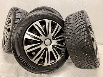 Kompletta Vinterhjul DUBB | 16" FORD FOCUS Plåt 5x108 7x16 ET52.5?? 63.4 | 205/55 R16 94T Kumho Winter Craft Ice Wi31 | 2 st V24-2017 | 6|6 mm + 2 st V46-2019 | 8|8 mm