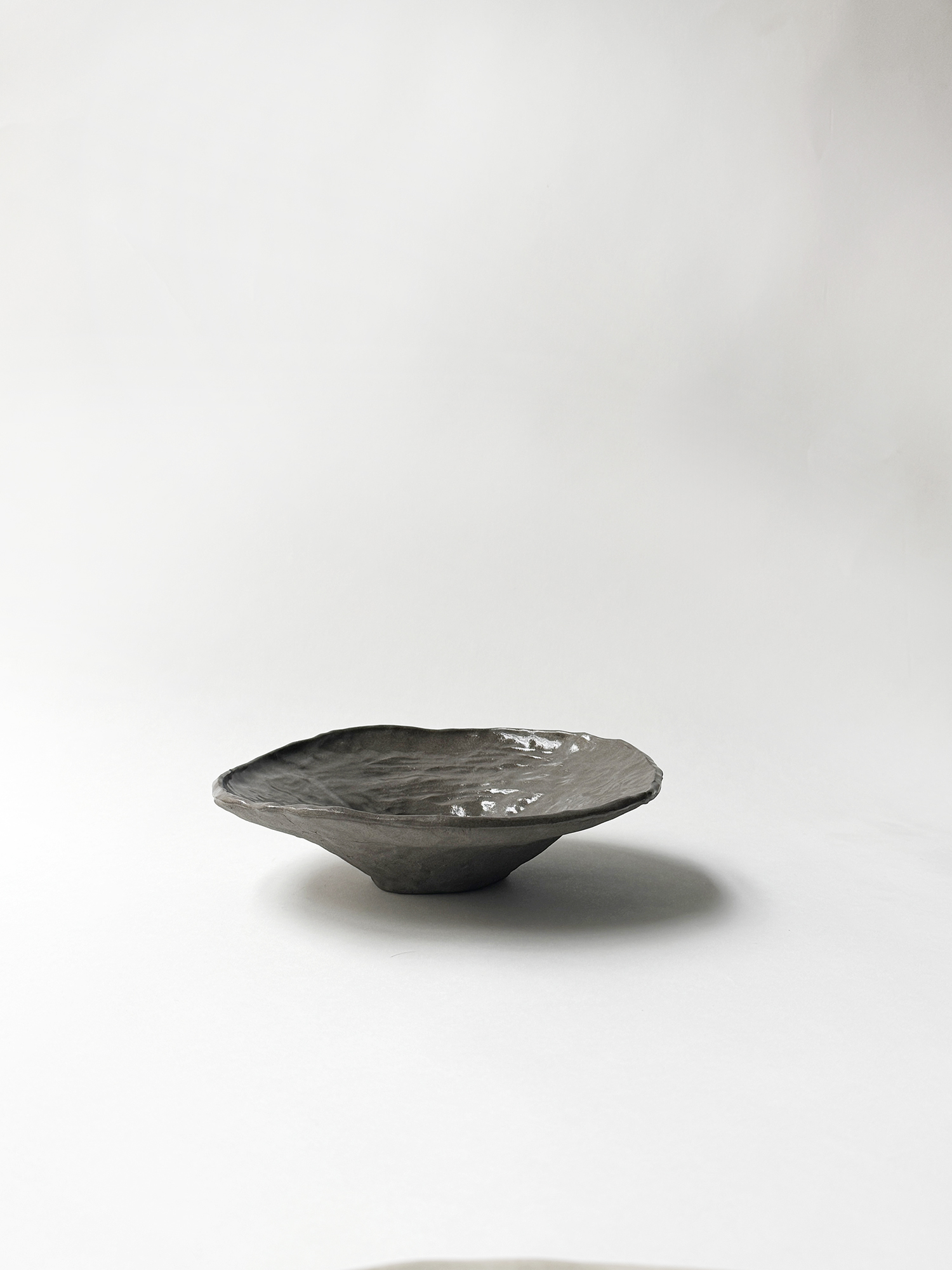 SCULPTURAL BOWL Low tide