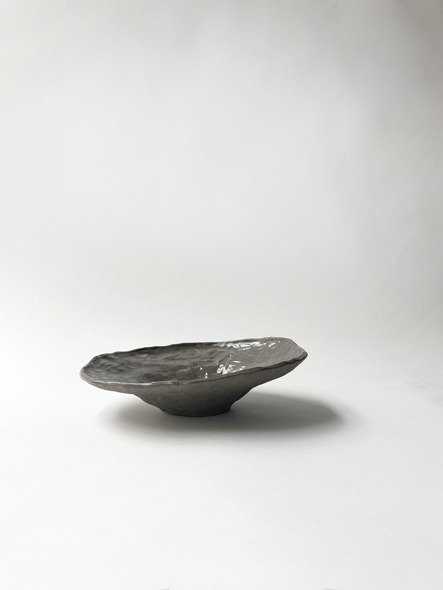 SCULPTURAL BOWL Low tide