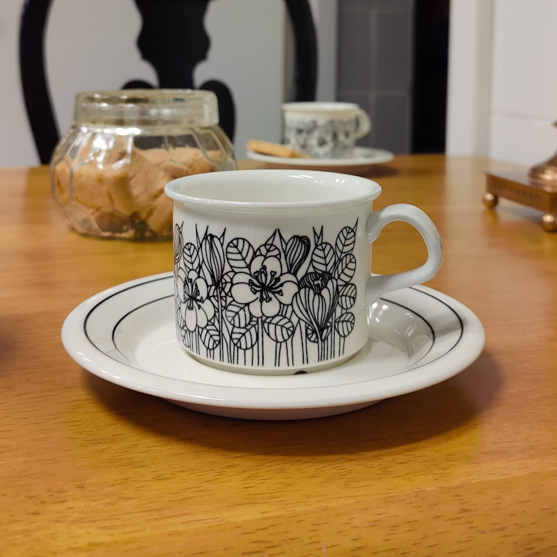 Krokus kaffekopp från Arabia