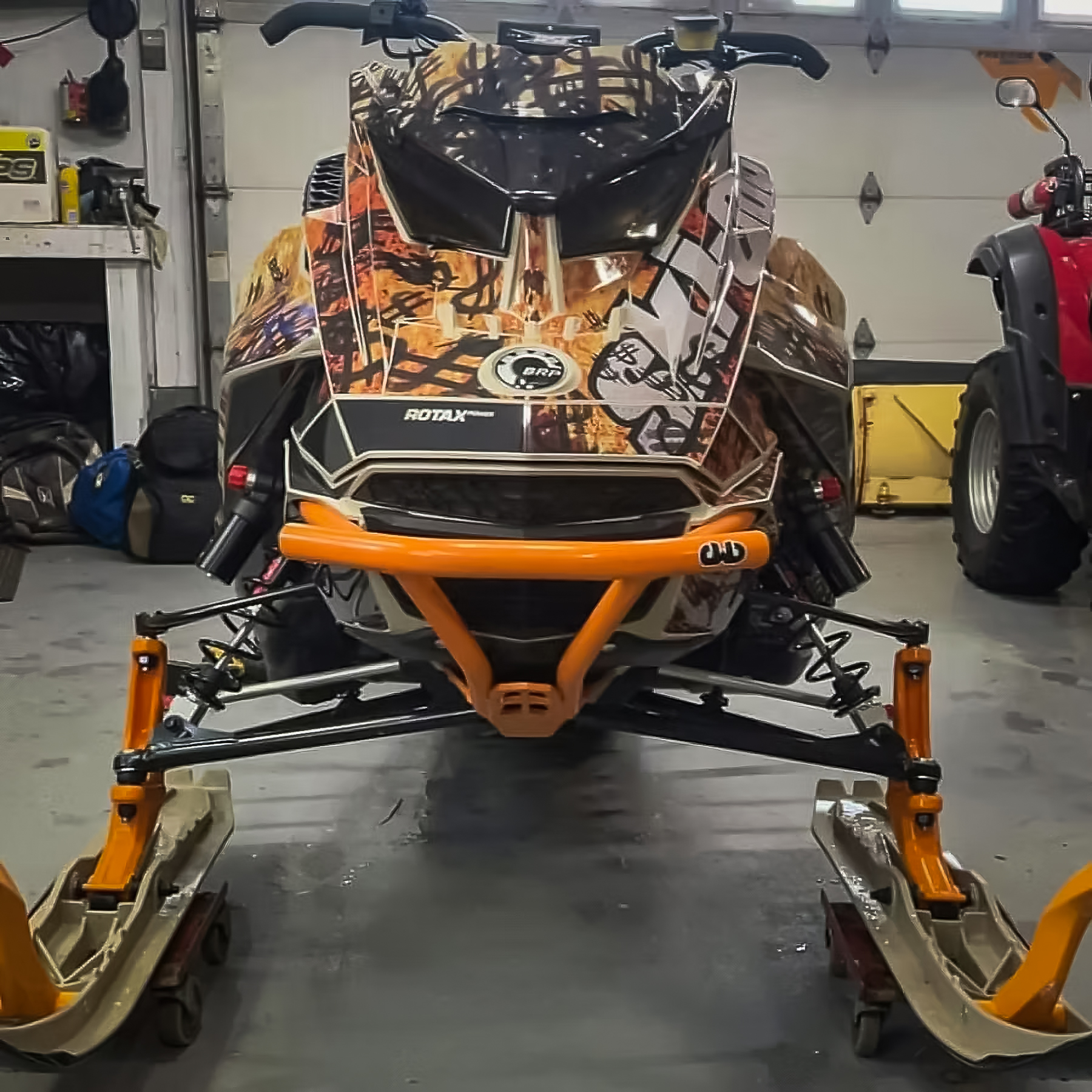 Backwoods BMP Frontbåge NSP - Ski-Doo G4/G5 & Lynx Raiden/Raiden2 - Ski-Doo Orange