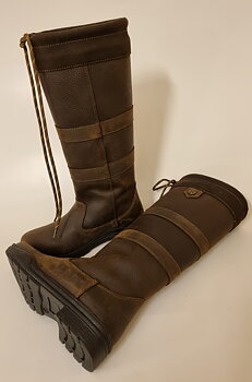 VINTERSTÖVEL I LÄDER